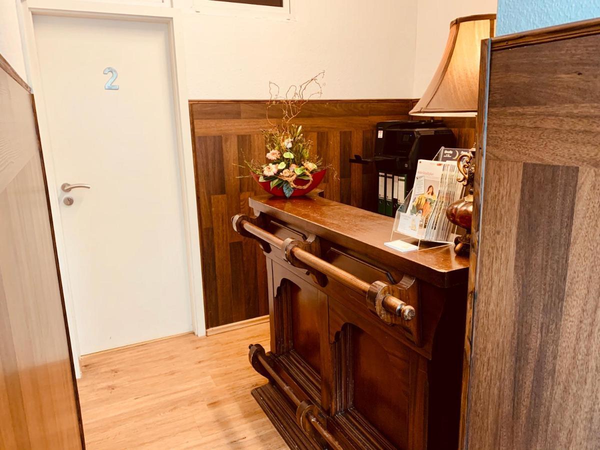 קלן Hotel Gasthaus Zur Eule מראה חיצוני תמונה