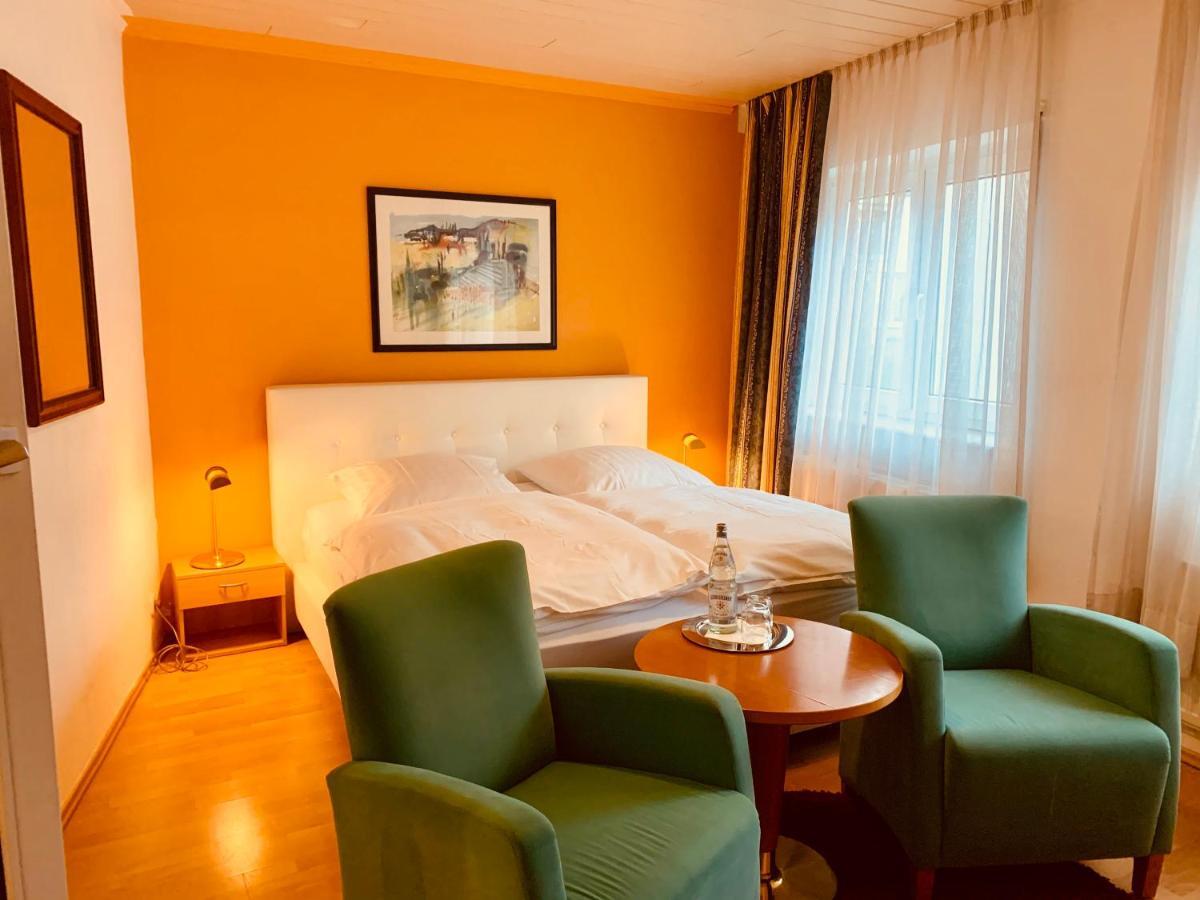 קלן Hotel Gasthaus Zur Eule מראה חיצוני תמונה