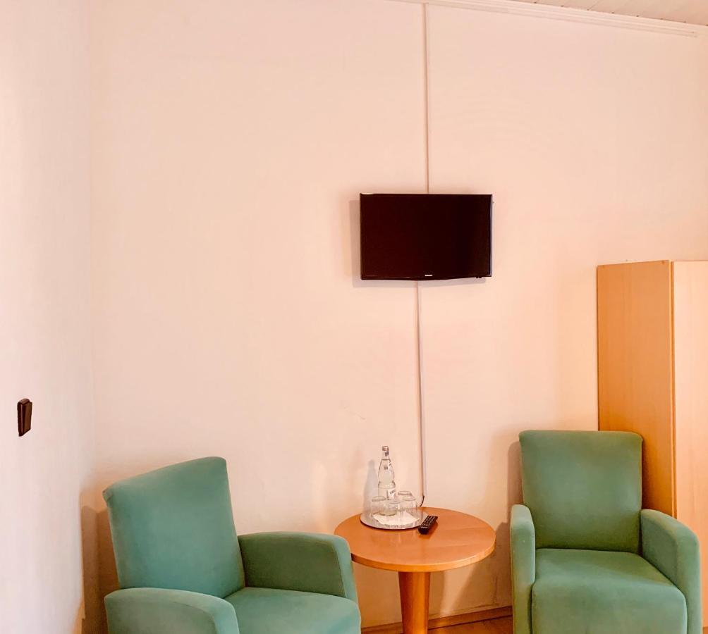 קלן Hotel Gasthaus Zur Eule מראה חיצוני תמונה