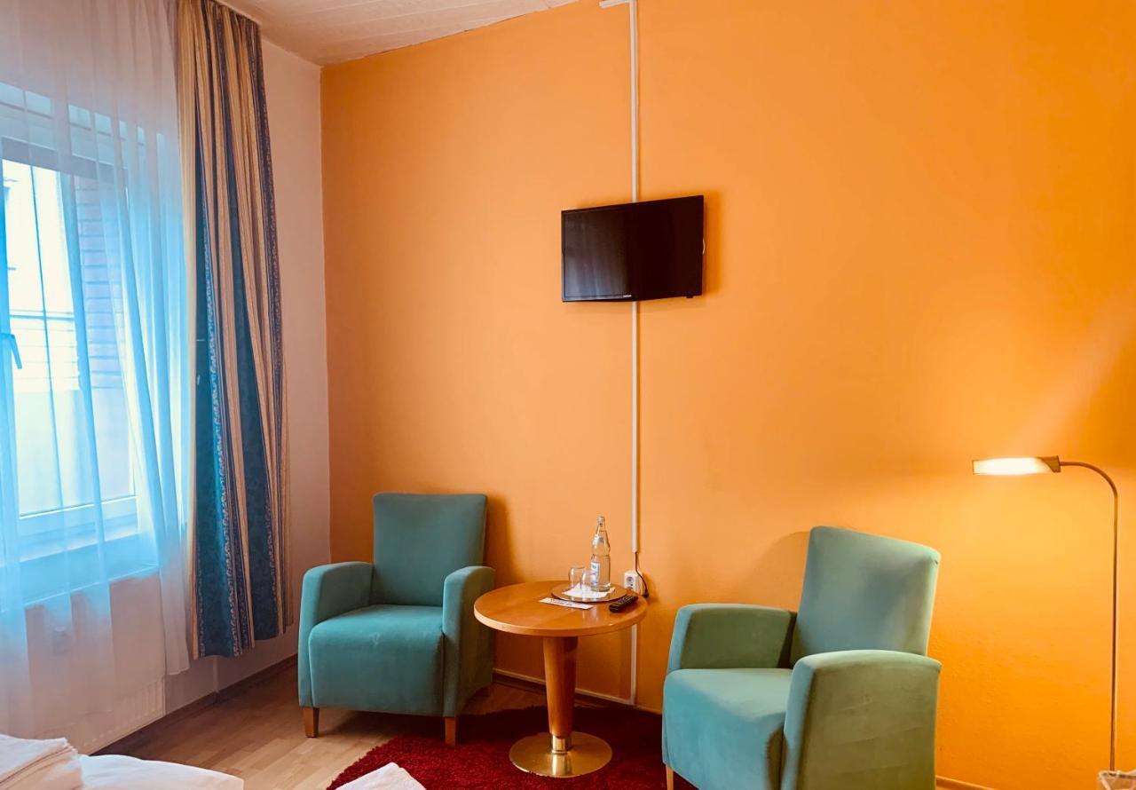 קלן Hotel Gasthaus Zur Eule מראה חיצוני תמונה